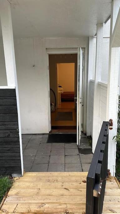 2 Bedroom Apartment Near The Sea 齐斯维勒莱厄 外观 照片