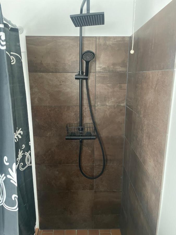 2 Bedroom Apartment Near The Sea 齐斯维勒莱厄 外观 照片