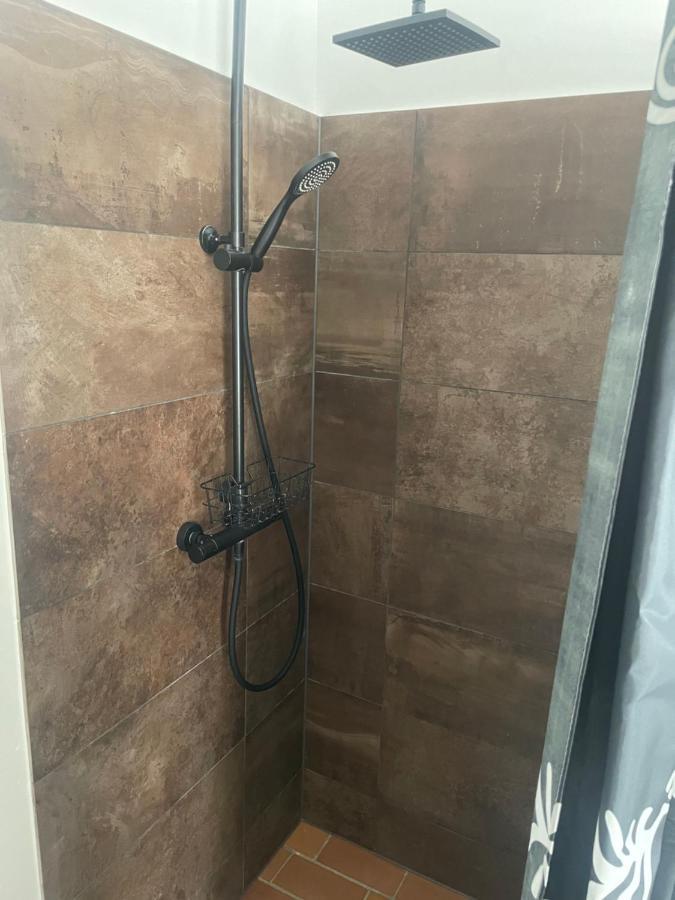 2 Bedroom Apartment Near The Sea 齐斯维勒莱厄 外观 照片