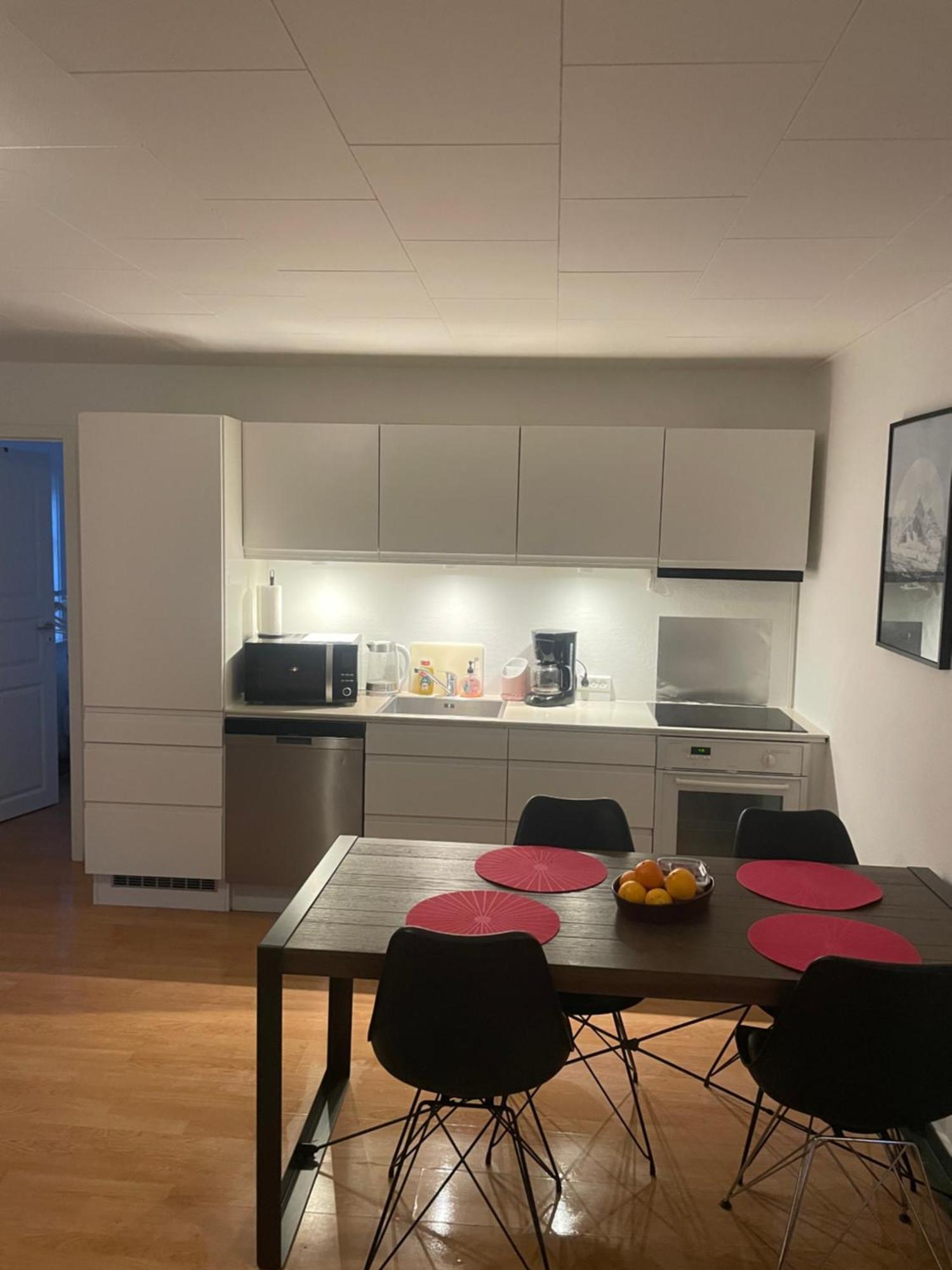 2 Bedroom Apartment Near The Sea 齐斯维勒莱厄 外观 照片